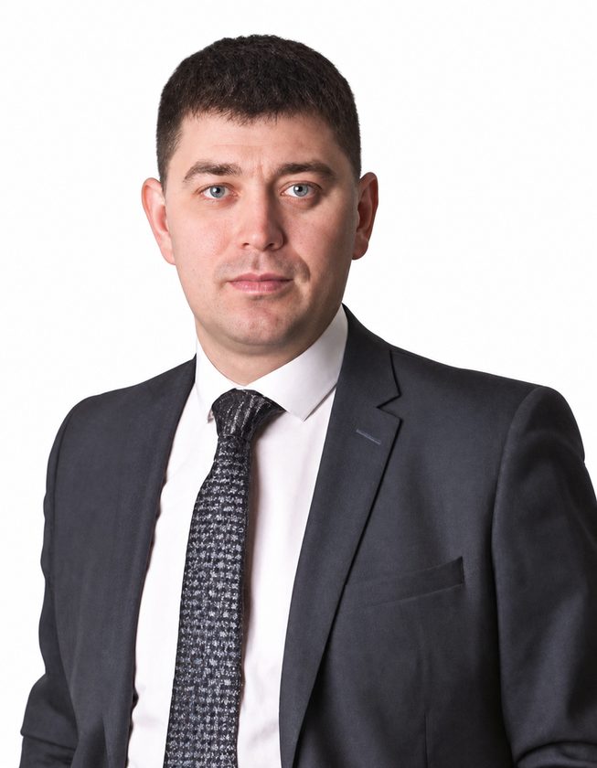 Нугаев Рафаэль Рясимович, директор НК-Групп