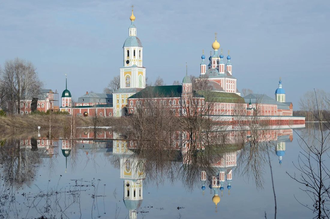 Рождество-Богородичный Санаксарский мужской монастырь